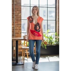 Mid 2000s Heatherette Pink Love Pirate Crystal Lips T-shirt Tee Top Blouse Sz S